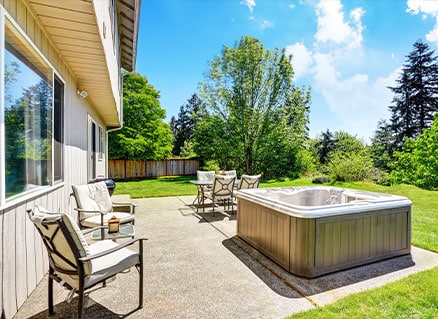 hot tub in garden