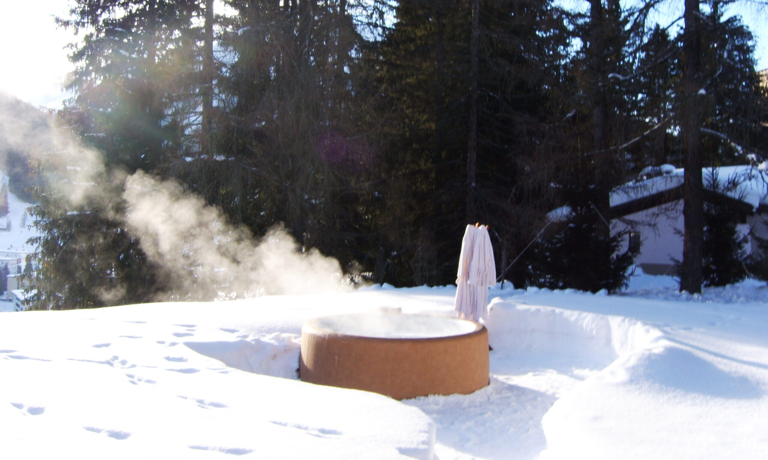 News/Blog 7 hot tub snow