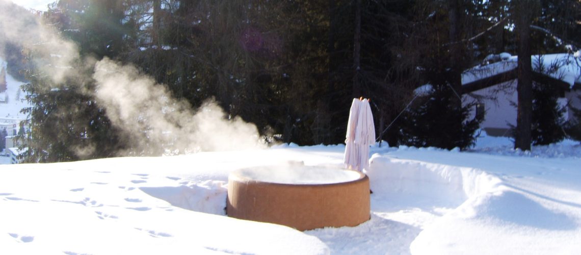 hot tub winter