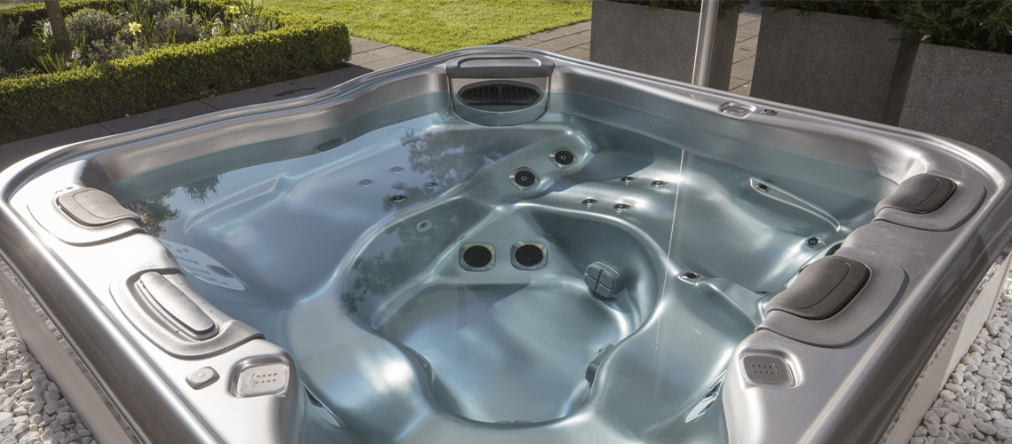 How to look after your hot tub