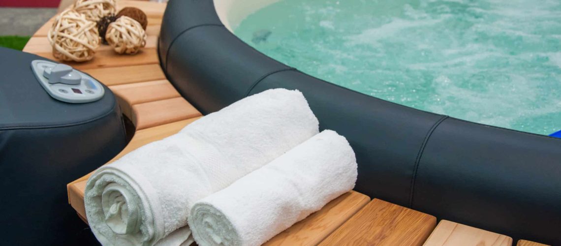 Detail,View,Of,Luxury,Beautiful,Hot,Tub,For,Relaxing,,With